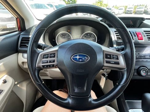Used 2014 Subaru Crosstrek 2.0i Premium w/ Moonroof Package AWD/4WD image 17