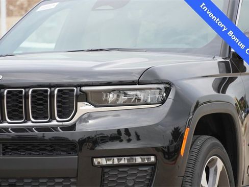 New 2025 Jeep Grand Cherokee L Limited w/ Luxury Tech Group II image 4