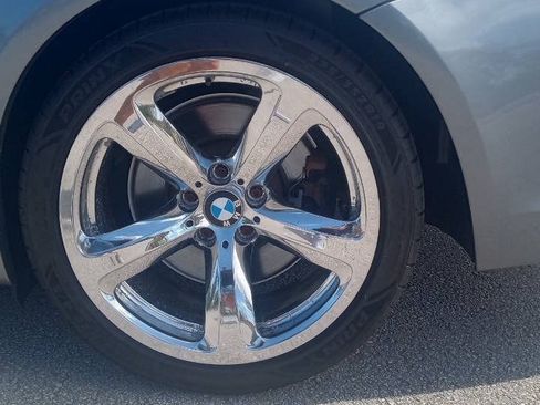 Used 2010 BMW 650i Convertible RWD image 17