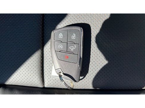 Certified 2026 Chevrolet Silverado 1500 High Country w/ High Country Premium Package AWD/4WD image 34