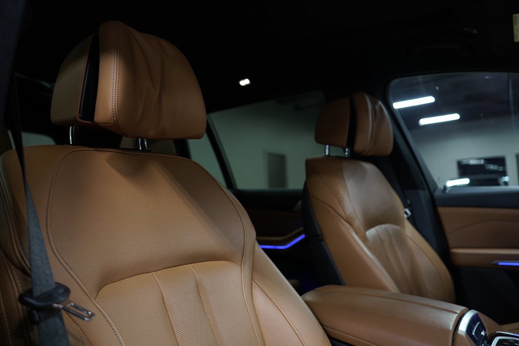 Used 2022 BMW X7 M50i w/ Executive Package AWD/4WD image 31
