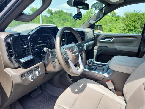 Certified 2025 GMC Sierra 1500 SLT w/ SLT Premium Plus Package AWD/4WD image 18