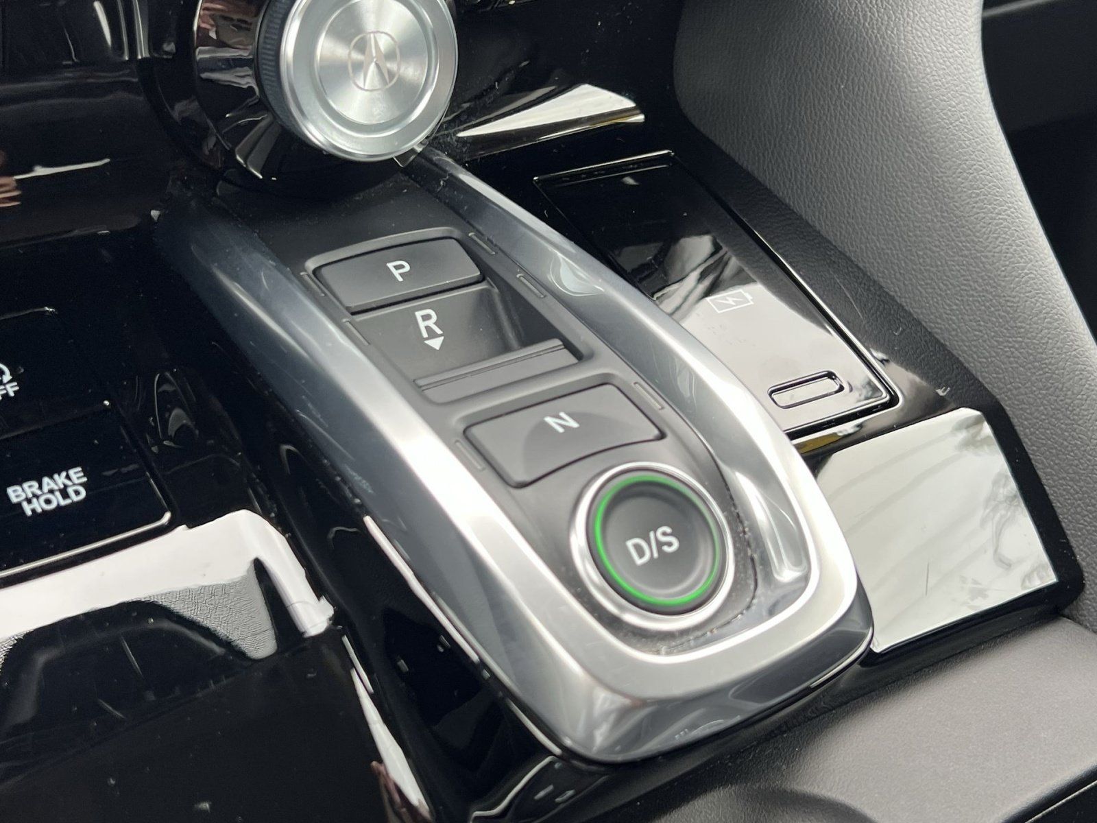 Used 2023 Acura MDX SH-AWD image 19