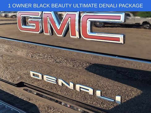 Used 2022 GMC Sierra 2500 Denali w/ Denali Ultimate Package AWD/4WD image 32
