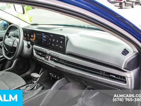 Used 2025 Kia K4 FWD image 21