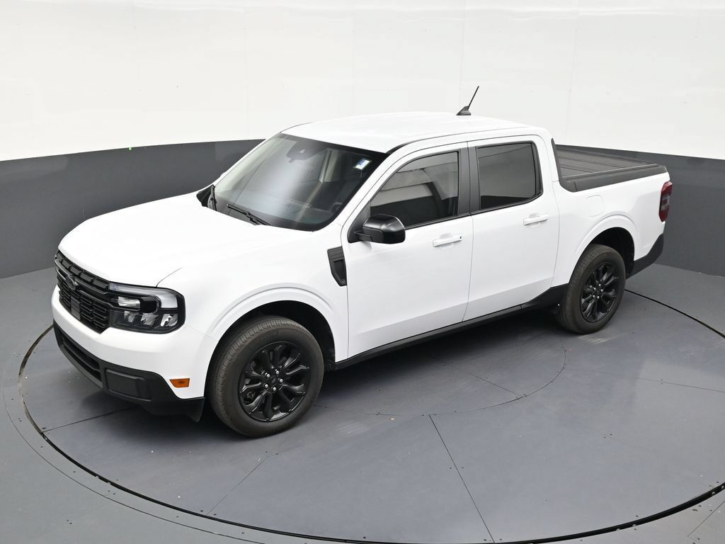 Used 2024 Ford Maverick Lariat w/ Black Appearance Package FWD image 12