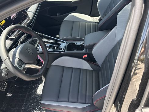 New 2025 Volkswagen GTI SE image 12