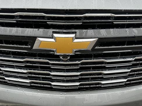 Used 2025 Chevrolet Tahoe High Country AWD/4WD image 34