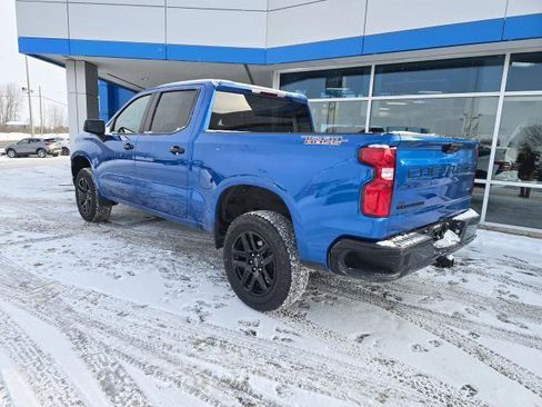 Used 2023 Chevrolet Silverado 1500 LT Trail Boss w/ LPO, Dark Essentials Package image 4