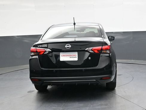 Used 2025 Nissan Versa S w/ Trunk Package image 4