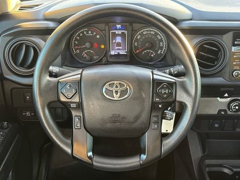 Used 2022 Toyota Tacoma SR w/ SR Convenience Package image 15