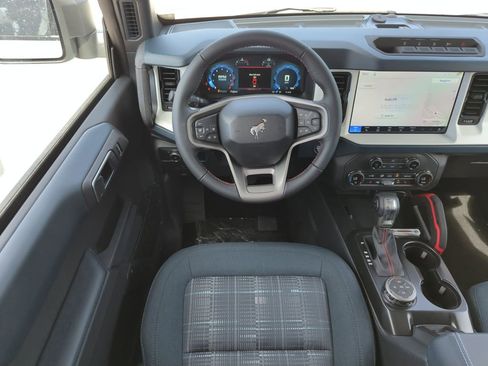 New 2026 Ford Bronco Heritage Edition image 15