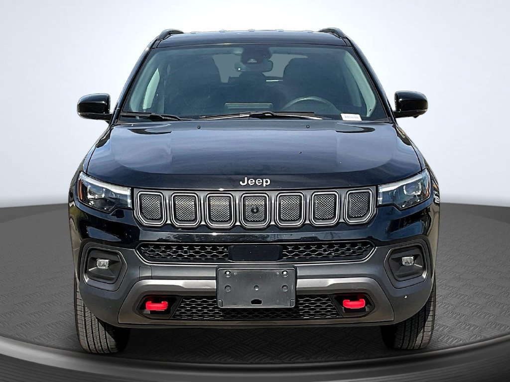 Used 2022 Jeep Compass Trailhawk w/ Trailhawk Elite Group AWD/4WD image 2