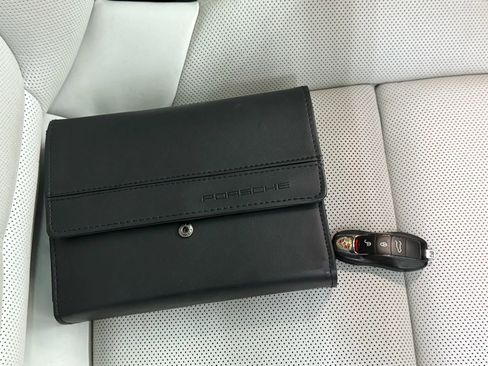 Used 2016 Porsche Macan S image 32