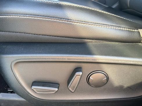 Certified 2020 Ford Escape Titanium FWD image 14