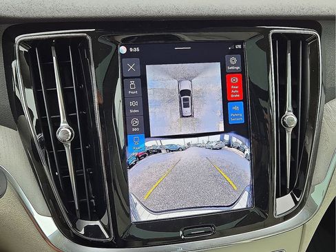 New 2026 Volvo V60 B5 Cross Country Plus w/ Protection Package Premier image 27