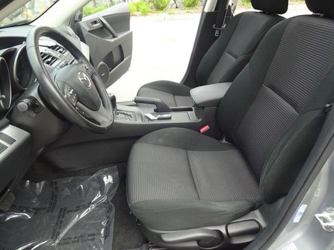 Used 2013 MAZDA MAZDA3 i Touring FWD image 19