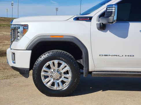 Used 2023 GMC Sierra 2500 Denali w/ Denali Ultimate Package image 13