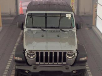 Used 2021 Jeep Wrangler Sport AWD/4WD video 3