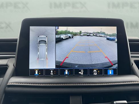 Used 2021 GMC Yukon AT4 w/ AT4 Premium Plus Package AWD/4WD image 22