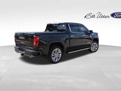 Used 2021 GMC Sierra 1500 Denali w/ Denali Ultimate Package AWD/4WD image 5