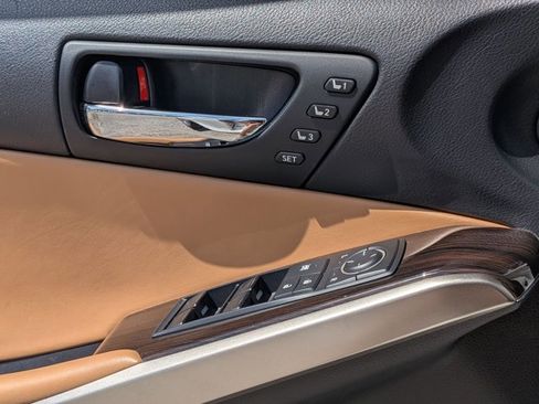 Used 2014 Lexus IS 350 AWD w/ Luxury Package w/Brown Wood image 4