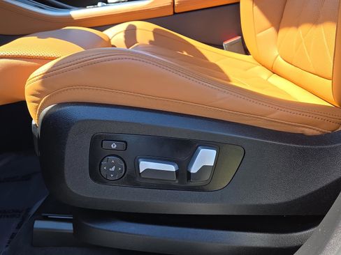 Certified 2024 BMW X5 xDrive40i w/ Premium Package image 11