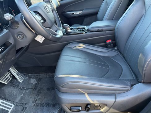 Used 2024 Lexus NX 450h+ F Sport image 7