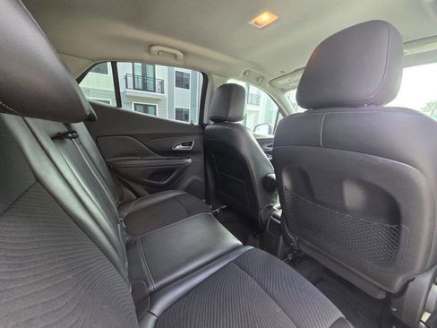 Used 2014 Buick Encore FWD image 41