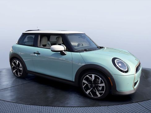 Used 2026 MINI Cooper S FWD image 1