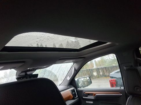 Used 2022 GMC Sierra 1500 Denali w/ Denali Reserve Package image 13