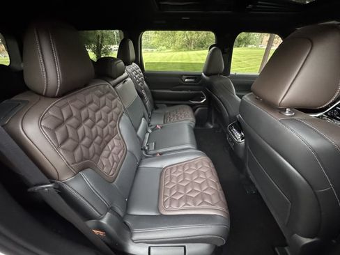 New 2026 Nissan Armada Platinum AWD/4WD image 31