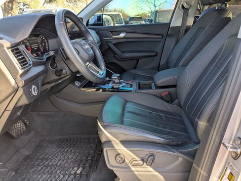 Used 2021 Audi Q5 Premium Plus w/ Premium Plus Package image 9