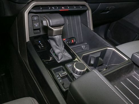 Used 2024 Toyota Tundra SR5 AWD/4WD image 29
