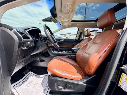 Used 2015 Ford Edge Titanium w/ Equipment Group 302A AWD/4WD image 10
