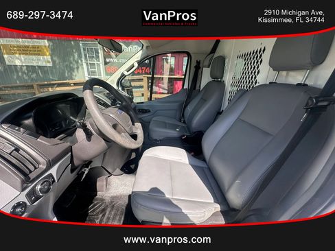 Used 2015 Ford Transit 250 130 Low Roof RWD image 9