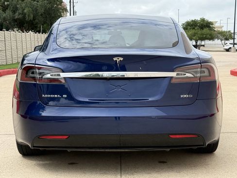 Used 2018 Tesla Model S 100D AWD/4WD image 4