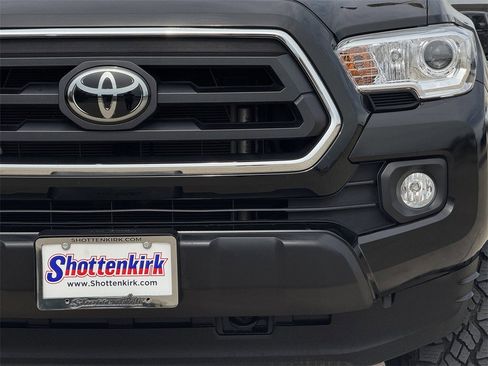 Used 2023 Toyota Tacoma SR5 image 8