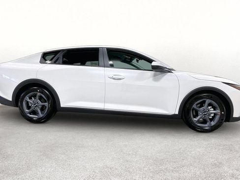 Used 2026 Kia K4 FWD image 8