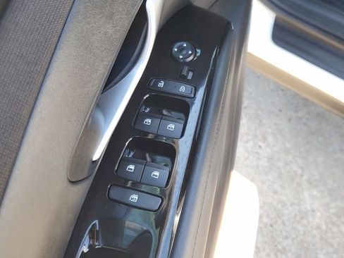 Used 2023 Hyundai Tucson Limited w/ Cargo Package image 17