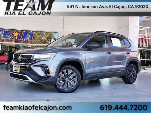 Used 2022 Volkswagen Taos S FWD image 2