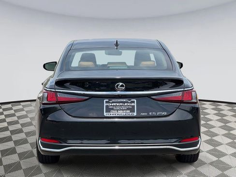 Used 2023 Lexus ES 250 w/ Premium Package AWD/4WD image 3