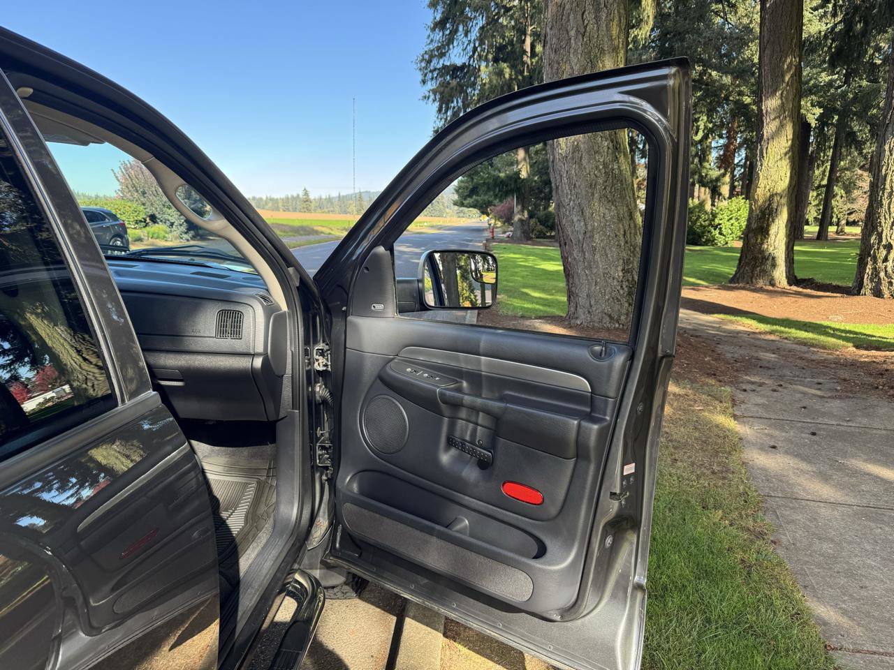 Used 2004 Dodge Ram 2500 Truck SLT w/ Trailer Tow Group AWD/4WD image 19