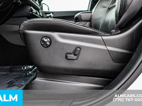 Used 2024 Dodge Durango GT image 28