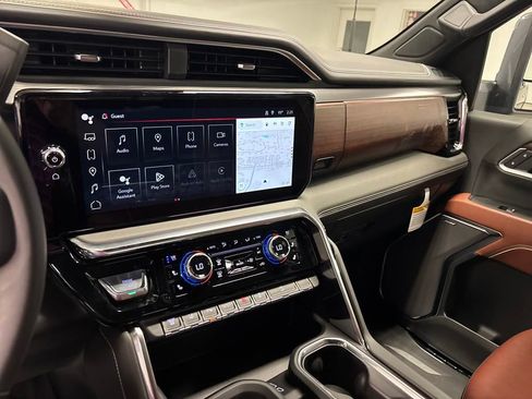 New 2025 GMC Sierra 2500 Denali Ultimate image 33