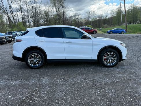 Used 2024 Alfa Romeo Stelvio Sprint AWD/4WD image 7