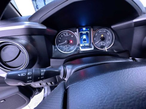 Used 2023 Toyota Tacoma Limited image 18