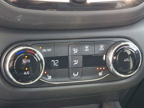 Used 2022 Chevrolet TrailBlazer LT w/ Convenience Package AWD/4WD image 15