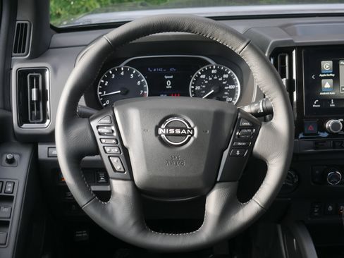 New 2026 Nissan Frontier SV w/ SV Convenience Package image 6