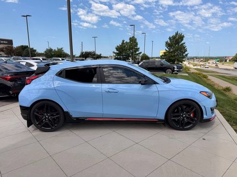 Used 2021 Hyundai Veloster N FWD image 10